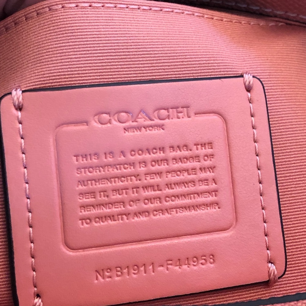 NWT Coach md Surrey Leather Satchel&wallet - Picture 5 of 8
